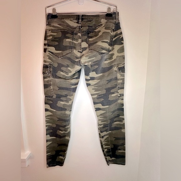 MAVI Camouflage Juliette Cargo pants size 29 - Picture 2 of 7